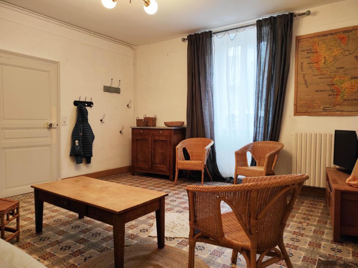 Gite Le Mage - Maison De Retrouvailles Saint-Marcel  エクステリア 写真